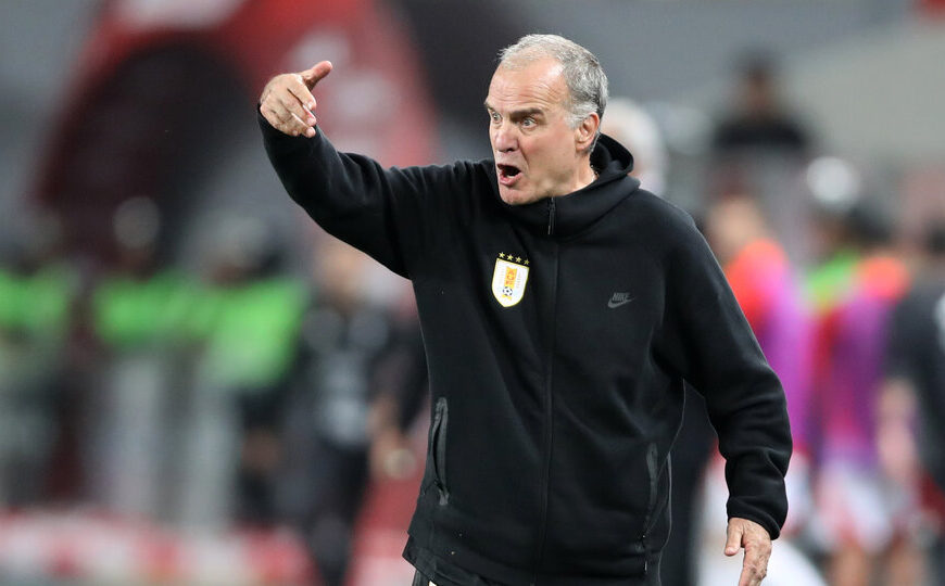 Eliminatorias: noche caliente con Bielsa y…