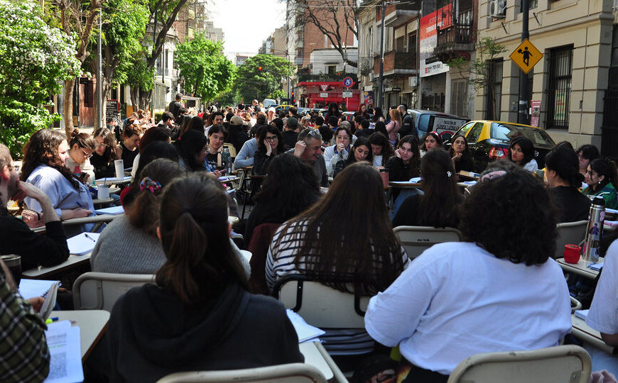 Las universidades se organizan para resistir y federalizan el plan de lucha | Habrá tres paros nacionales, marchas regionales y clases públicas cada miércoles