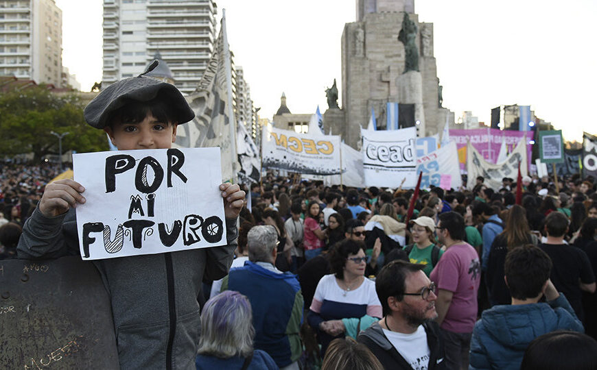 La confesión trastabillada del titular de la SIGEN…