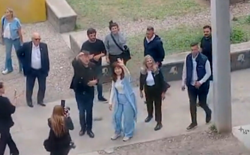 Cristina Kirchner visitó la Universidad de Avellaneda |…