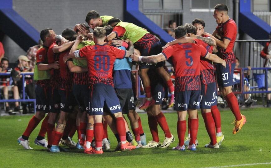 San Lorenzo festejó en el debut de Miguel…