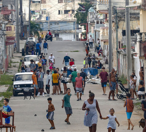 Cuba: volvió la luz a La Habana, aunque…