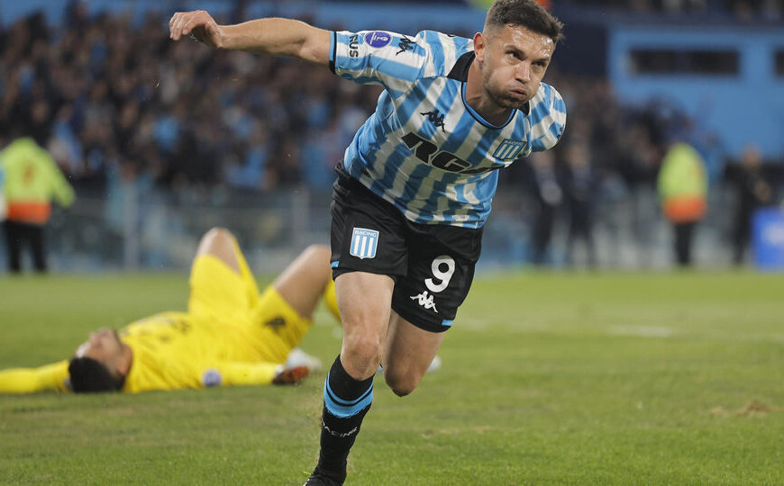 A qué hora juega Racing vs Corinthians, dónde ver y formaciones | Partido de ida de semifinales de Copa Sudamericana