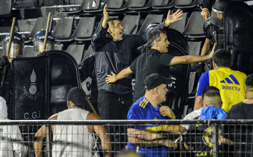 Juan Román Riquelme se refirió a su intervención durante los incidentes en Boca vs Gimnasia | “Si me tengo que poner adelante para que no me lastimen a un hincha, lo voy a hacer toda la vida”