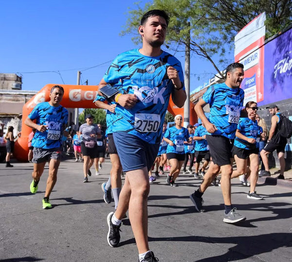 El Hospital Durand organiza la carrera Celeste |…