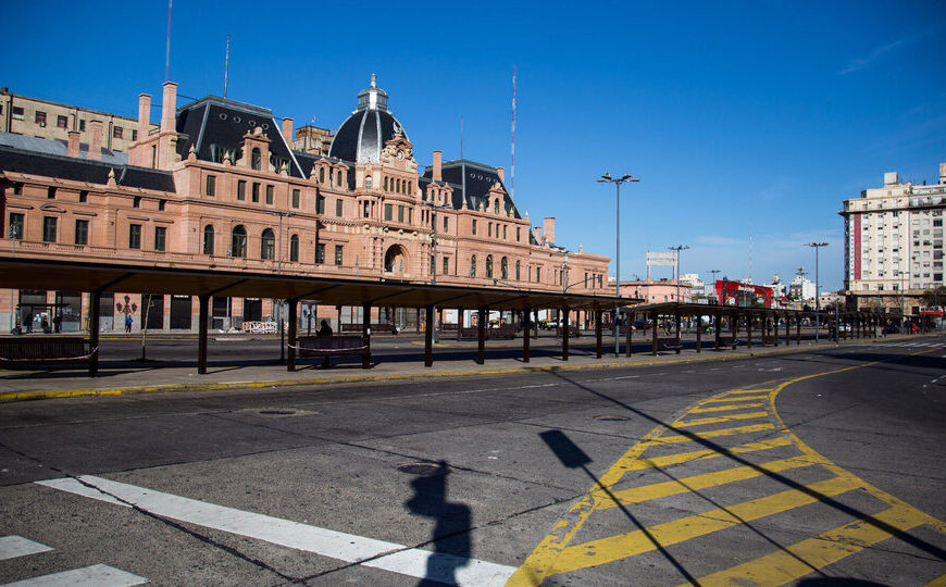 El paro de la Mesa Nacional de Transporte paraliza el país | Un día sin trenes, subte, aviones ni taxis