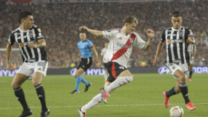 River no tuvo su noche gloriosa y se…