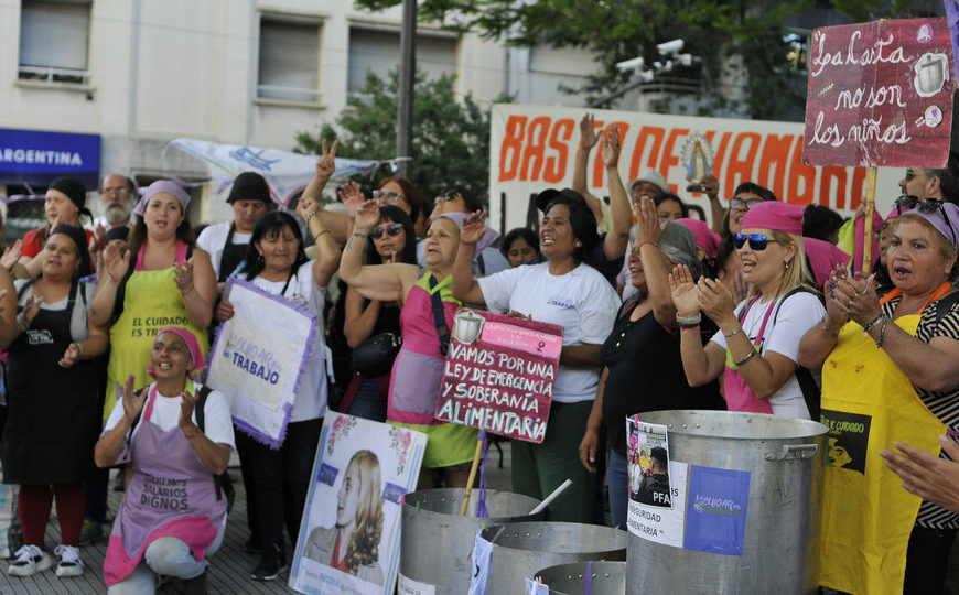 Ronda de ollas vacías para denunciar la grave situación social y destacar el trabajo comunitario | Mesa Ecuménica por la Democracia, la Vida y el Bien Común