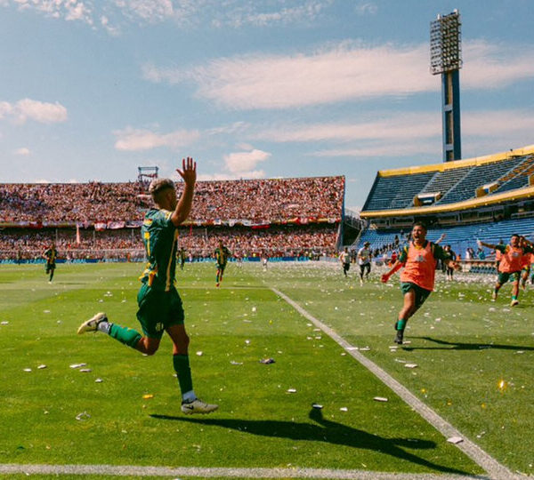 Aldosivi volvió a Primera: le ganó la final…