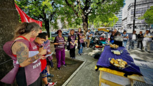 Contra el hambre y por el derecho de…