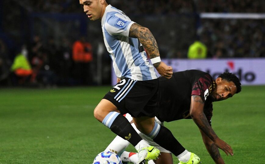 El golazo de Lautaro Martínez para abrir el marcador | El 1-0 de la Selección Argentina a Perú