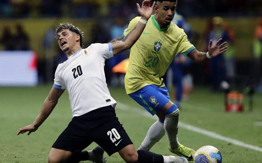 Lluvia de abucheos para Brasil tras el empate…