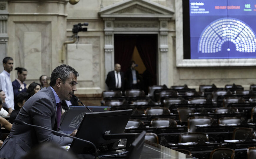 El macrismo no logró quorum para avanzar con la ley de Ficha Limpia | Enojados por el Presupuesto, los gobernadores no acompañaron