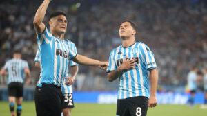 Cuándo y a qué hora juega Racing vs…