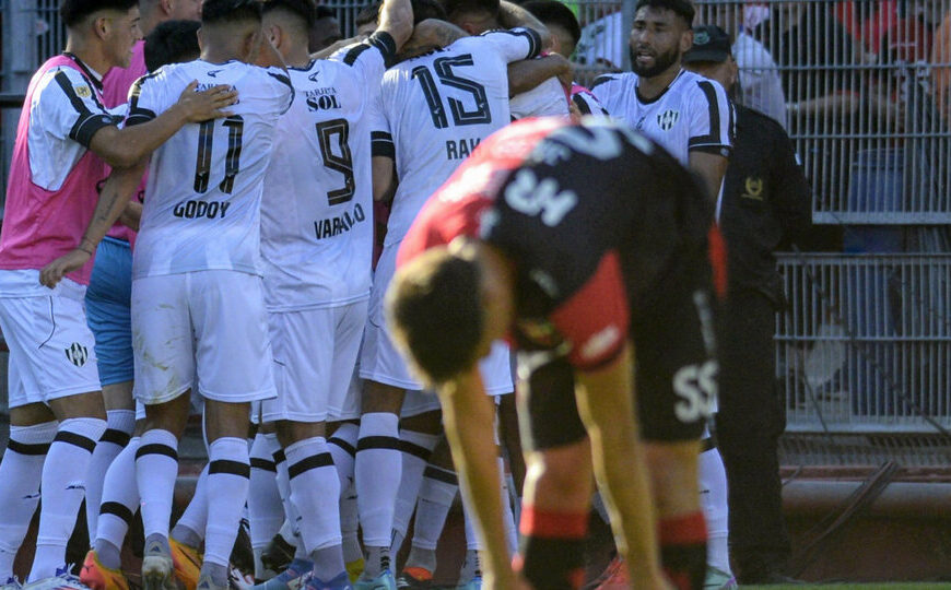 Central Córdoba le ganó a Newell’s y sigue aumentando su promedio | El conjunto santiagueño dio vuelta el resultado en el segundo tiempo