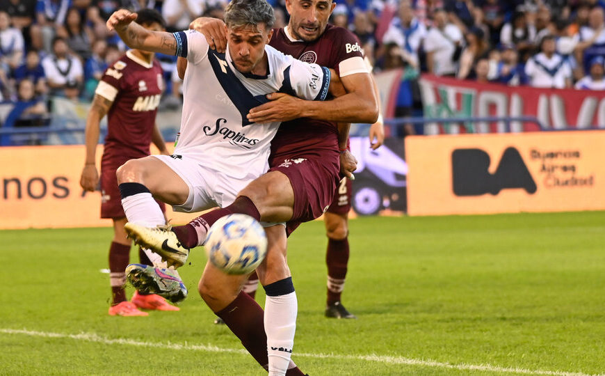 Vélez igualó con Lanús y no se pudo escapar en la punta del torneo | El empate sin goles lo deja apenas dos puntos arriba de Huracán