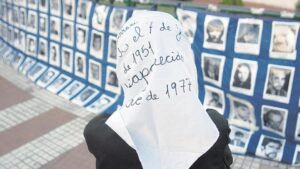 Madres de Plaza de Mayo homenajeará a trabajadores…