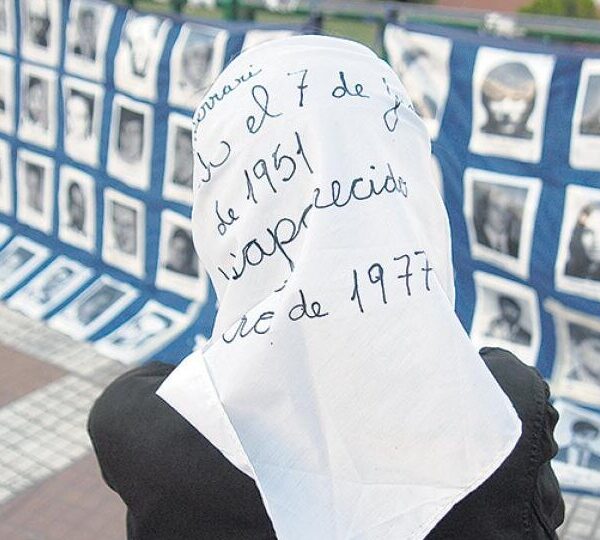 Madres de Plaza de Mayo homenajeará a trabajadores…