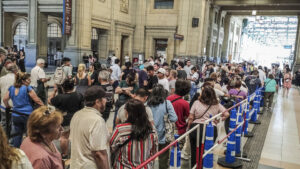 Una medida de fuerza de La Fraternidad causa…