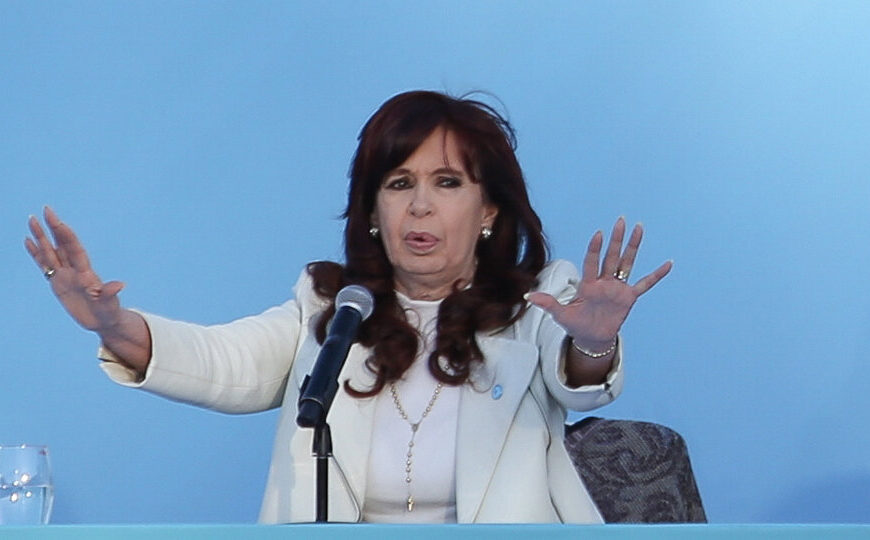 Cristina Kirchner cuestionó la relación entre el senador Kueider y el Gobierno