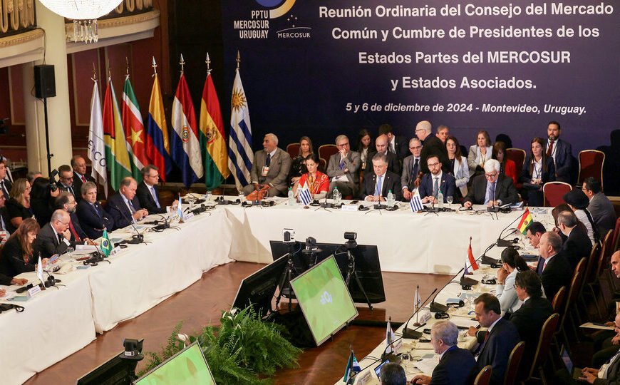 Después de insultarlos en la CPAC, Milei se encontrará con los presidentes de la región en la Cumbre del Mercosur | Argentina asume la presidencia pro tempore