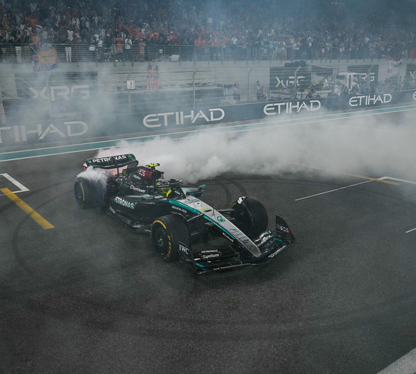 Fórmula 1: Hamilton se despidió de Mercedes |…