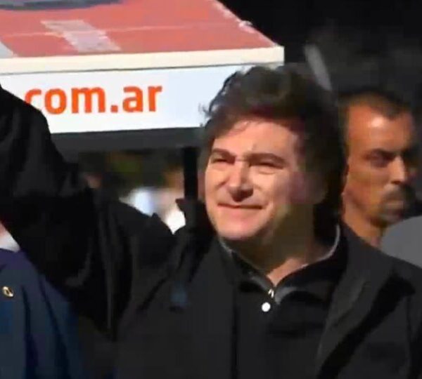Dime quién te aplaude y te diré para…
