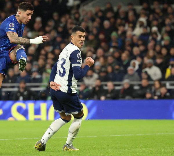 Premier League: Enzo Fernández metió un gol en el…