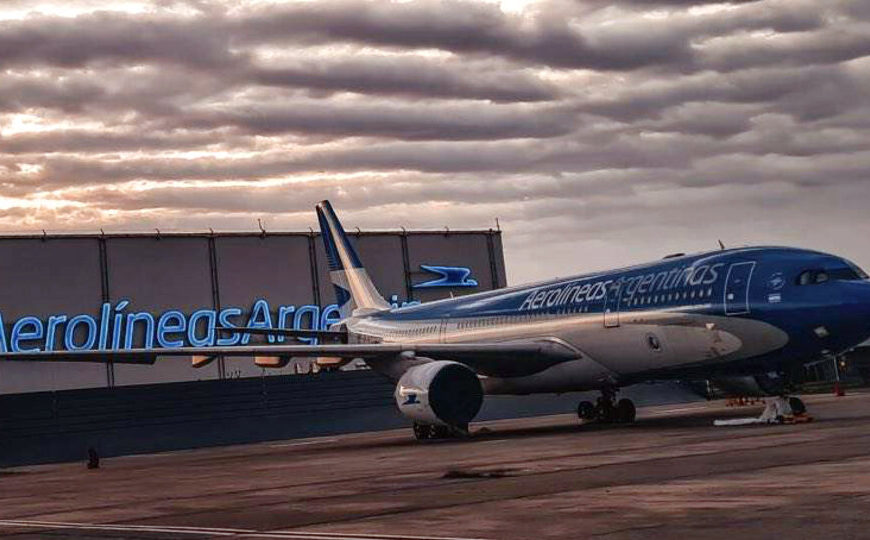 Un nuevo ataque del Gobierno contra Aerolíneas Argenitnas | Una medida que perjudica a la empresa