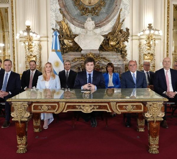 Javier Milei festejó el ajuste, celebró los despidos…