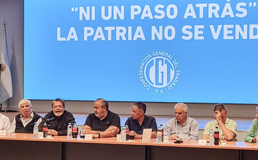 La CGT ratificó que su estrategia es el diálogo | Octavio Argüello de Camioneros asumió como triunviro de la central obrera en reemplazo de Pablo Moyano