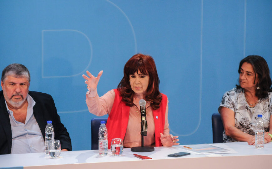 Dólar pisado, inflación, Kueider y la convocatoria al peronismo: qué dijo Cristina Kirchner | Los ejes del discurso que dio en la UMET