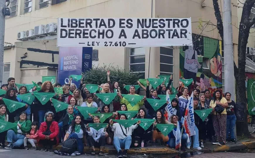 El Gobierno vuelve a agitar la derogación del aborto | No están los números pero sí la intención