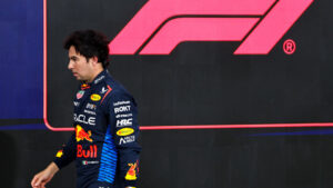 Red Bull despidió a Checo Pérez | Se…