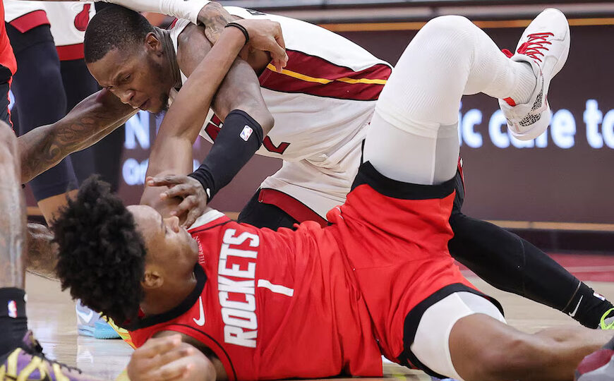 Insultos, golpes y 7 expulsados: batalla campal en la NBA | Houston Rockets vs Miami Heat