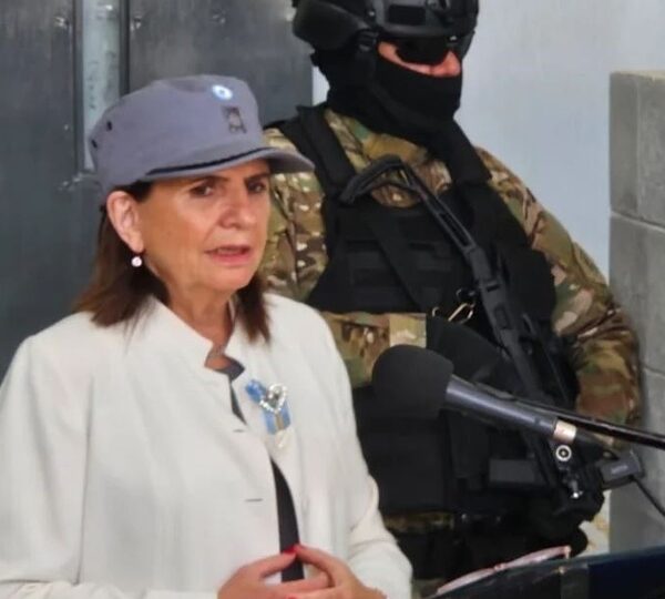 “Bullrich cambió cada cuatro o cinco años de…