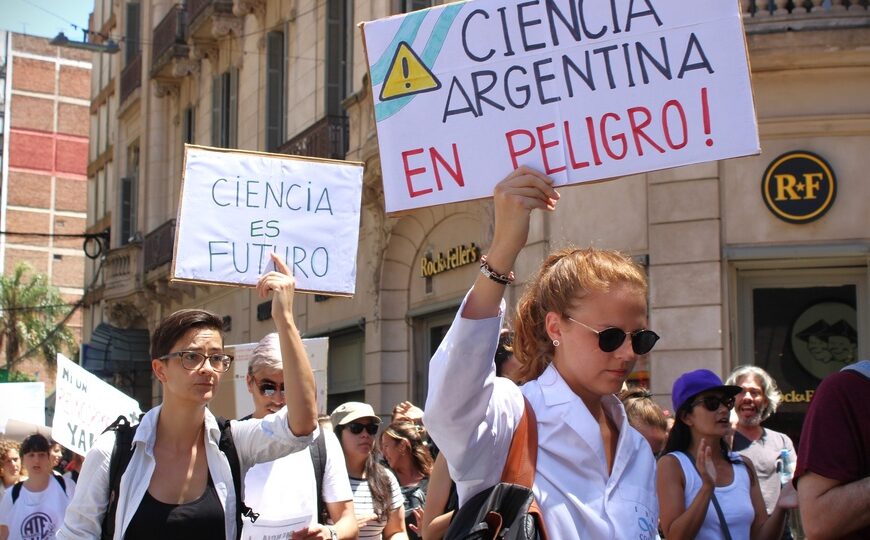 El sistema de Ciencia y Técnica sufrió en 2024 el recorte más grande de su historia  | El ajuste generalizado abarcó salarios, programas y organismos