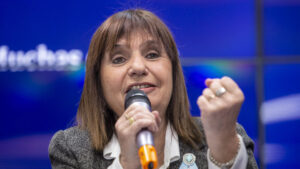 Cruce entre Patricia Bullrich y Amnistía Internacional por…