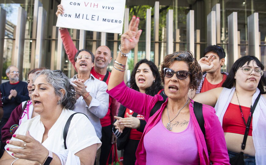 La insensibilidad del Gobierno nacional: 1400 despidos en Salud | Milei sigue con los recortes en áreas claves