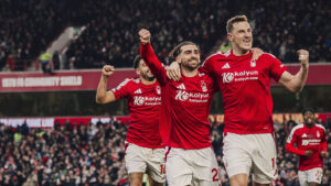 Premier League: Nottingham Forest no se baja de…