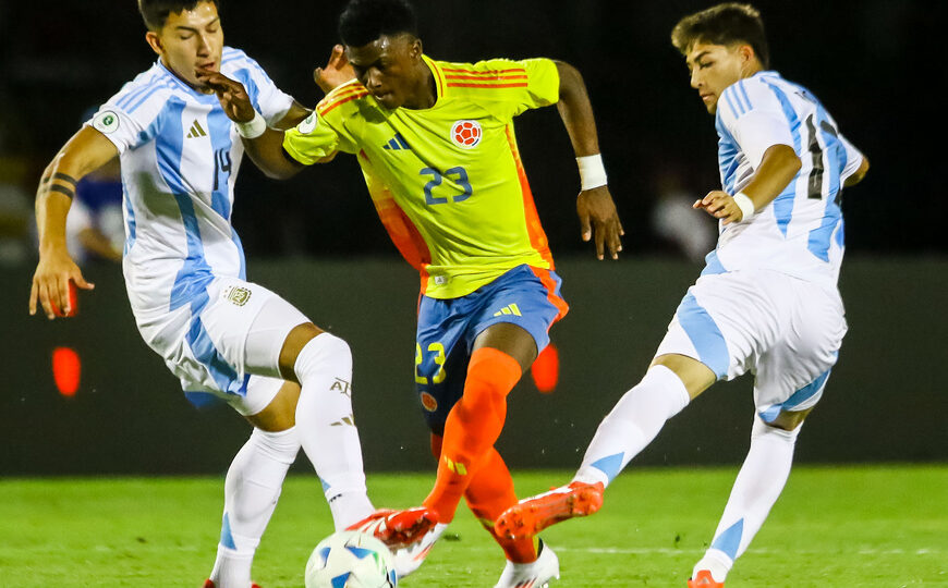 Sudamericano Sub 20: Argentina empató con Colombia | Nuevo gol del Diablito Echeverri