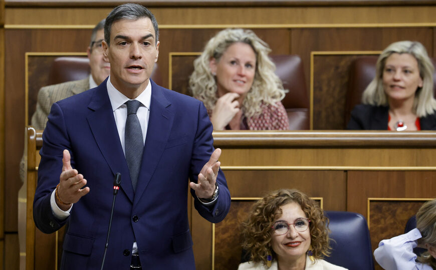 “Un colosal engaño”: Pedro Sánchez mencionó el escándalo de $Libra y le apuntó a Milei | La criptoestafa libertaria