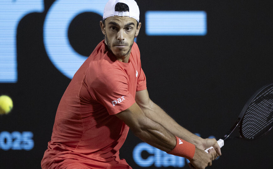 Francisco Cerúndolo pasó a cuartos del ATP 500 de Río de Janeiro | Le ganó al italiano Luciano Darderi