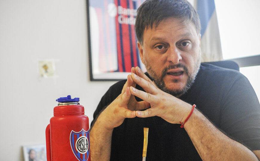 Leandro Santoro: “El PRO y La Libertad Avanza se disputan el botín” | Entrevista…