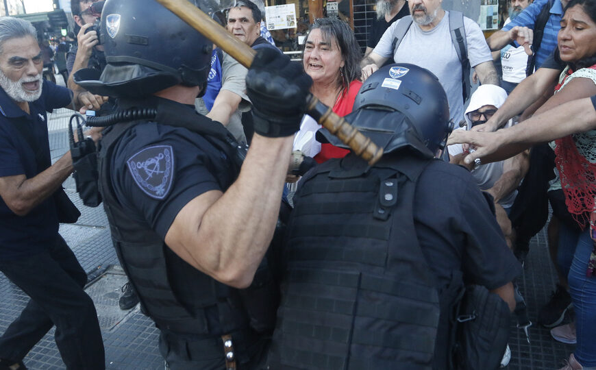 Los gastos millonarios de Patricia Bullrich para reprimir las protestas | El operativo en la…