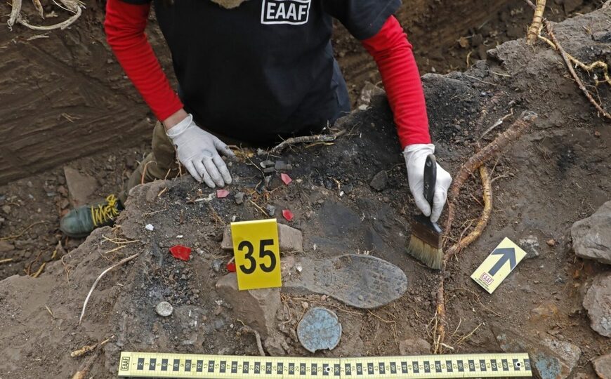 Memoria, verdad y justicia: los 40 años del Equipo Argentino de Antropología Forense en…