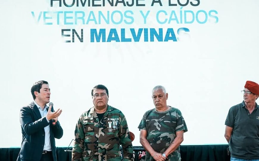 Malvinas Argentinas rindió homenaje a los héroes de la Gesta de Malvinas en su 43° aniversario 