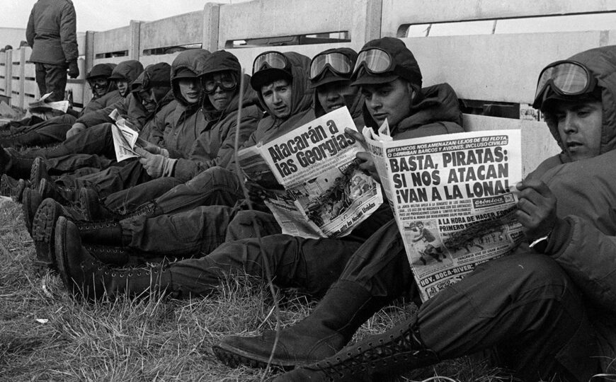 ¿Se puede jugar al fútbol en medio de una guerra? Sí, se puede | Opinión