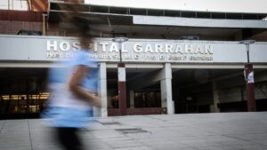 Nueva protesta en el Garrahan: “Qué la salud…