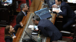 La pulseada para conformar la comisión que investigará…